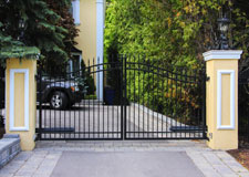 Superior Door and Gate Systems Inc | Fences & Gates